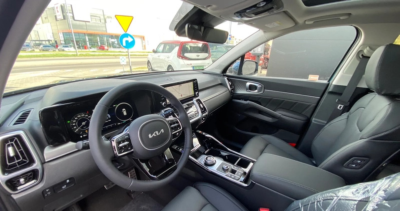 Kia Sorento cena 236900 przebieg: 5, rok produkcji 2023 z Namysłów małe 379